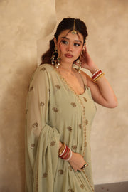Hunar Olive Gota Lace Georgette Straight Kurta Set With Dupatta - view 3