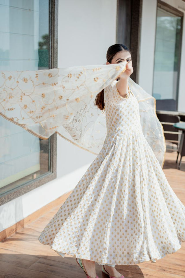 Zuri Offwhite  Anarkali Set