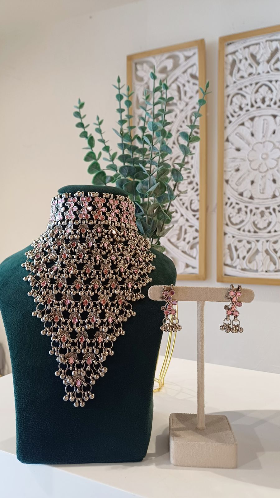 Pink  V Shaped Choker