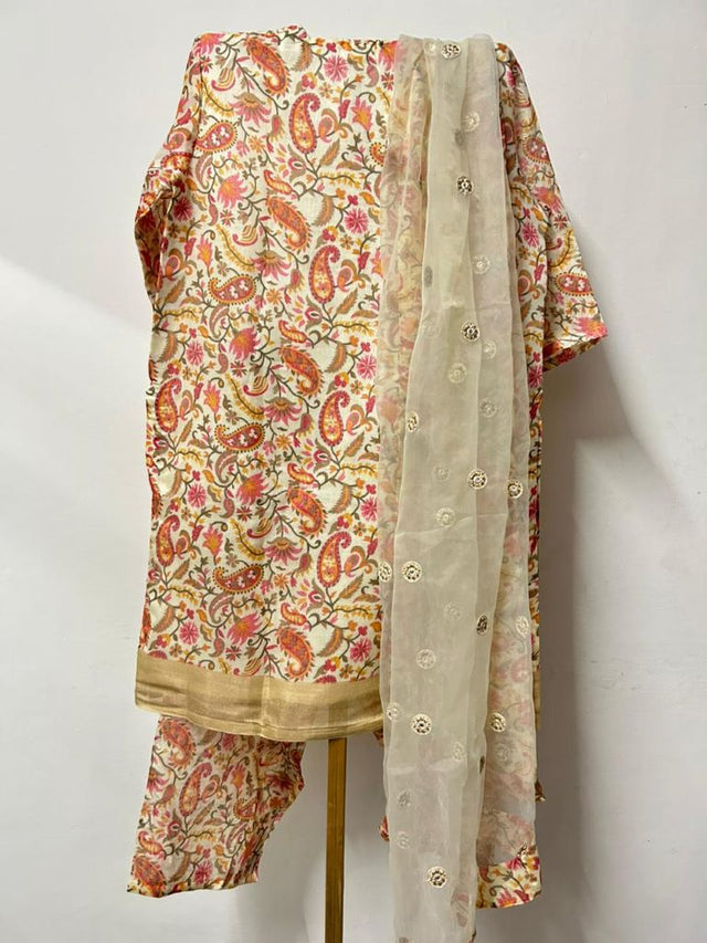 Neema Printed Straight Set
