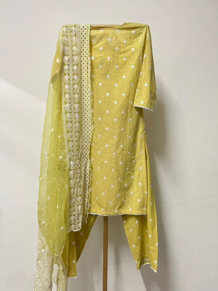 HAIRAT YELLOW STRAIGHT SET