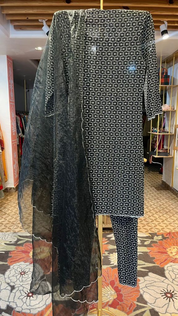 CLASSIC CHIKAN BLACK STRAIGHT KURTA SET Gulabo Jaipur