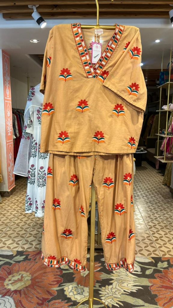 REET BROWN EMBROIDERED CO-ORD SET