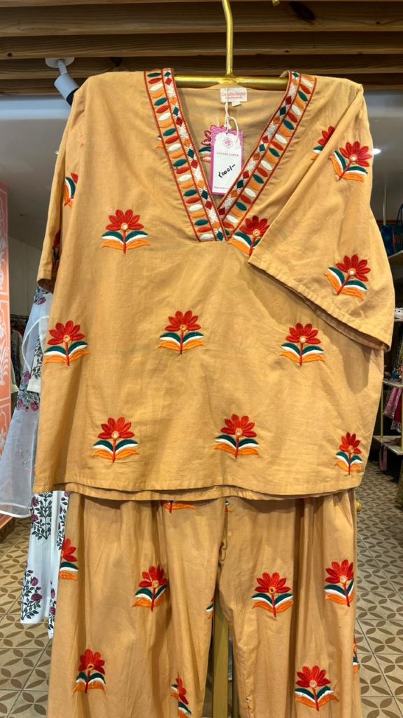 REET BROWN EMBROIDERED CO-ORD SET