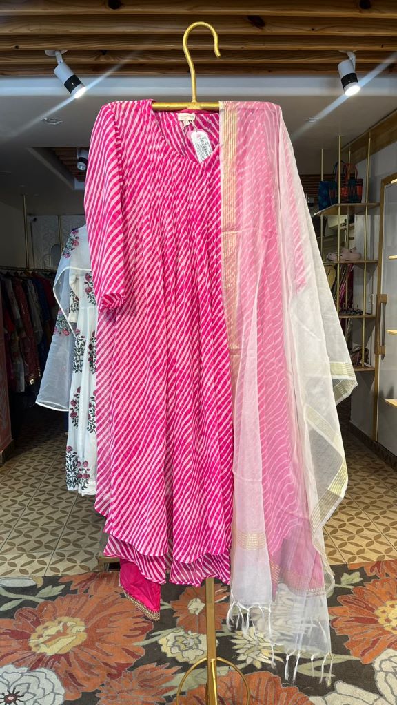HOOR PINK ANARAKLI SET
