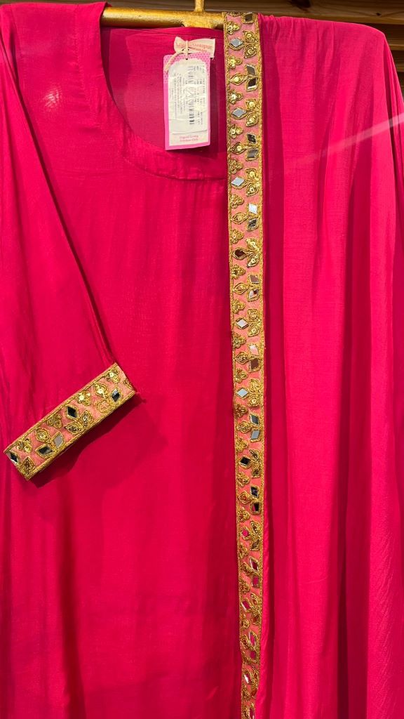 KALISTA PINK STRAIGHT SET