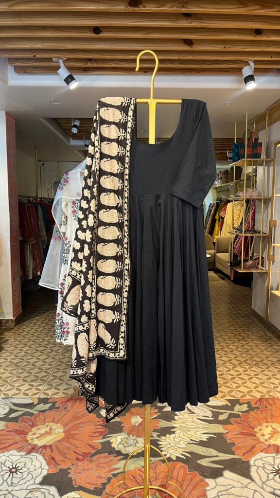 MAYA BLACK ANARAKLI SET