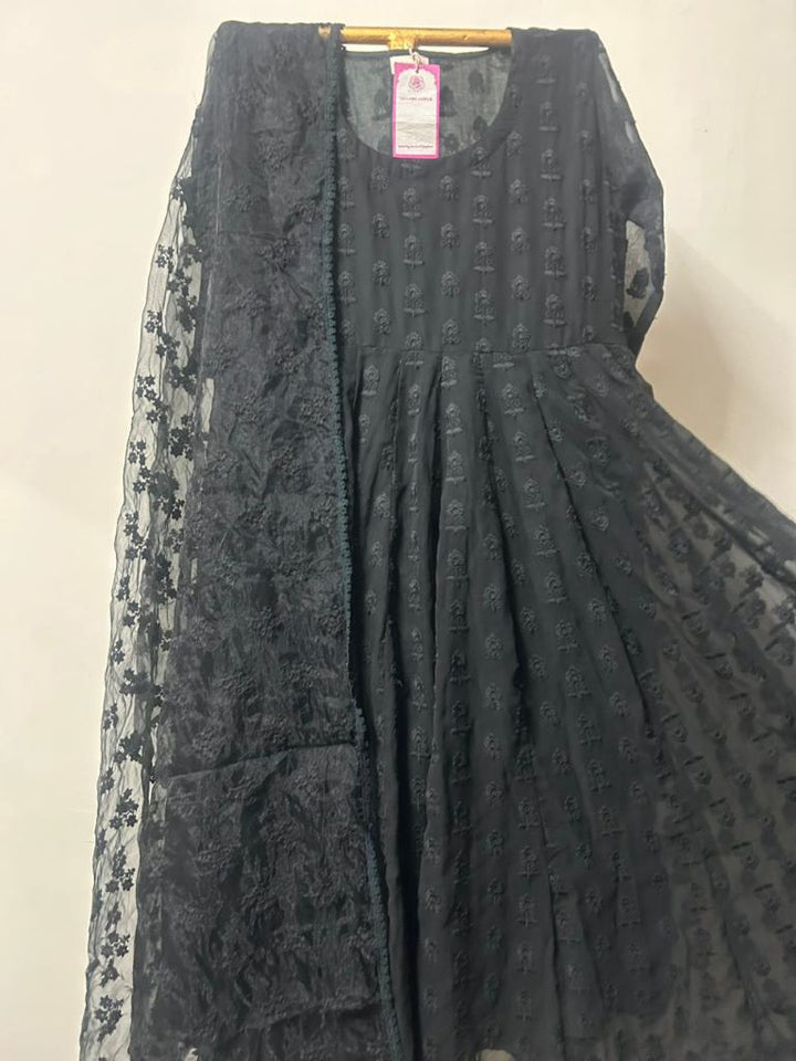 SUHANA BLACK ANARAKLI SET