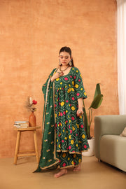 Tanya Green Bandhani Anarkali Set With Embroidered Doriya Dupatta - view 3