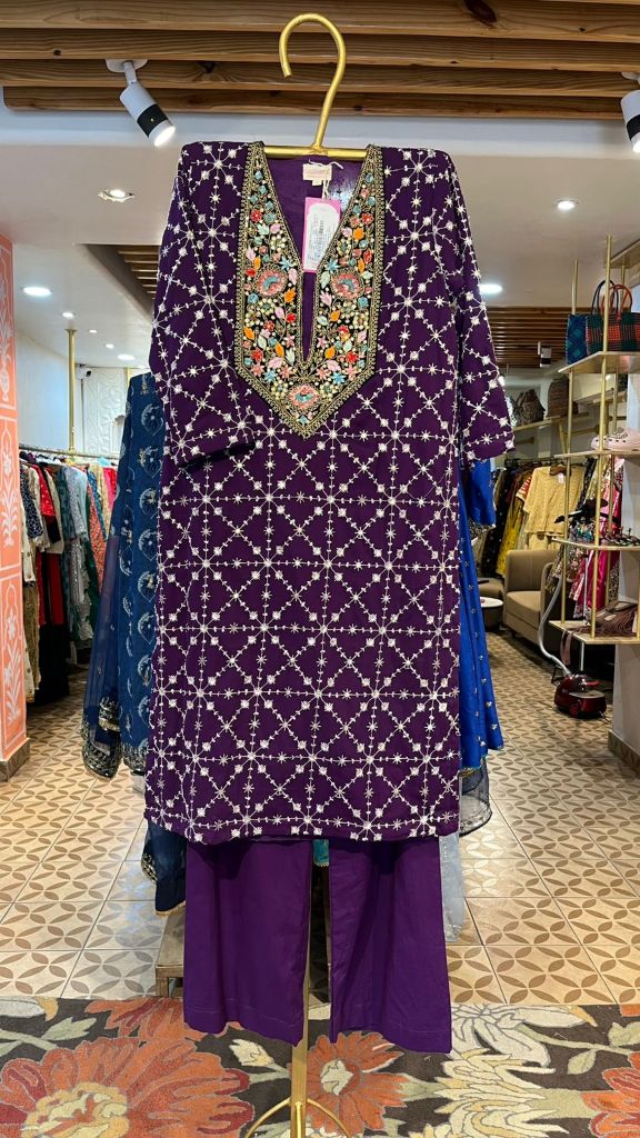 Bahaar Handworked Neckline Co-ord Set
