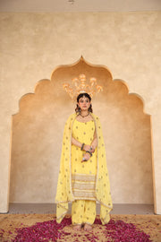 Hunar Yellow Gota Lace Georgette Straight Kurta Set With Dupatta - view 3