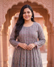 Grey Pink Floral Kurta – detail view