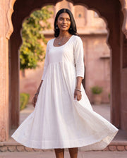 Ivory Flared Anarkali 4