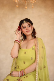 Hunar Lime Green Gota Lace Georgette Straight Kurta Set With Dupatta - view 4