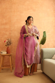 Abeer Purple Brocade Kiran Lace Straight Kurta Set With Organza Dupatta - view 4