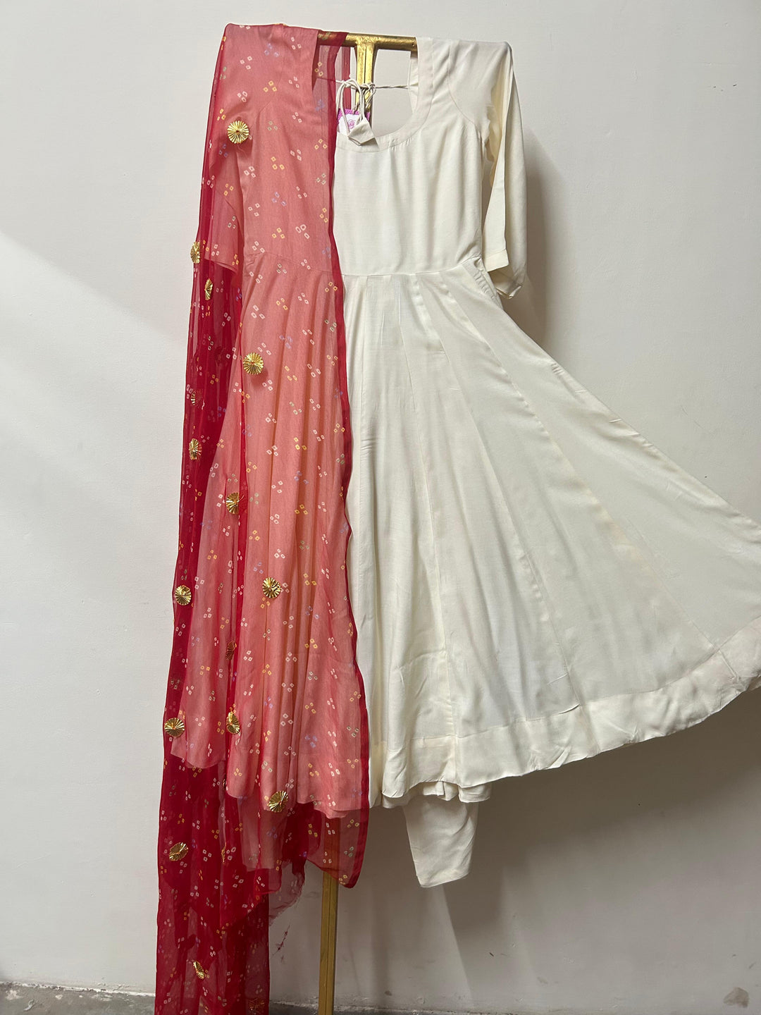 SOHA OFF-WHITE ANARKALI SET Gulabo Jaipur