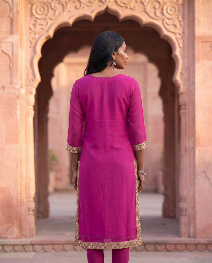 Magenta Mirror Border Kurta – back view