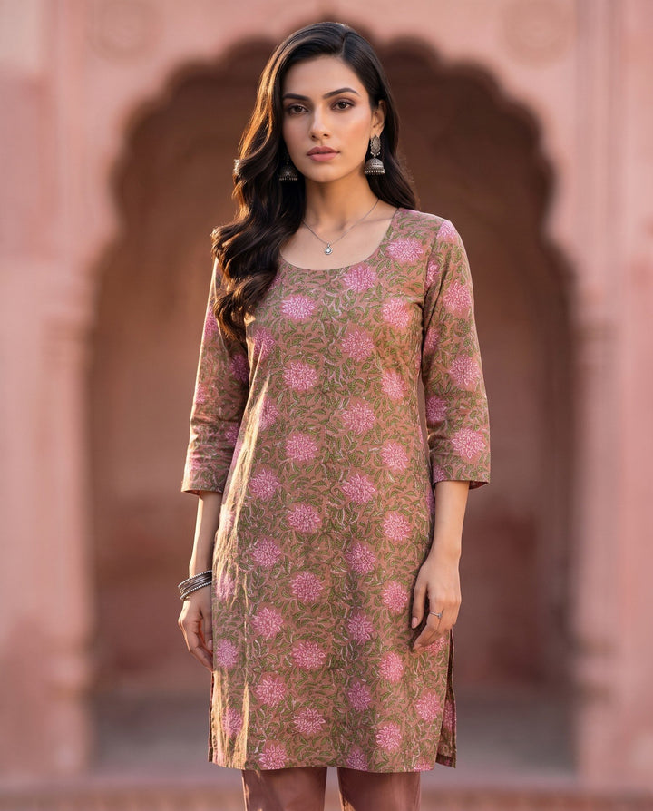 Mauve Floral Kurta – front view