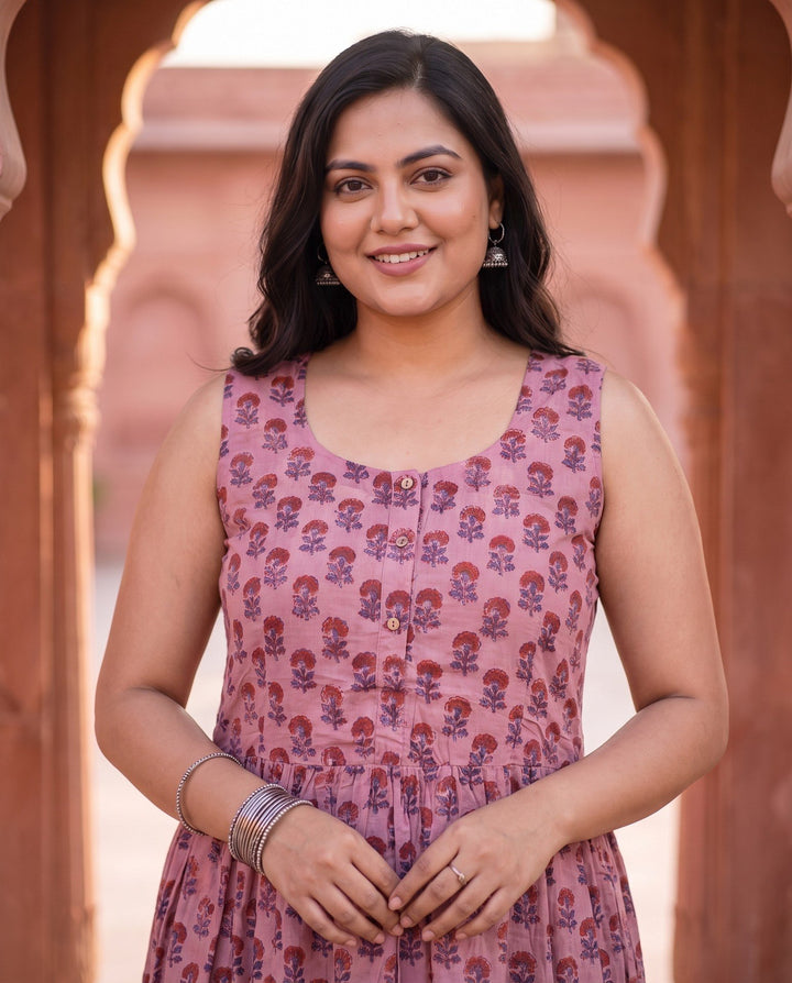 Mauve Marigold Dress – detail view