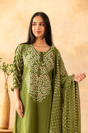 Saanvi Mehendi Green Pure Cotton Kurta Suit Set 5
