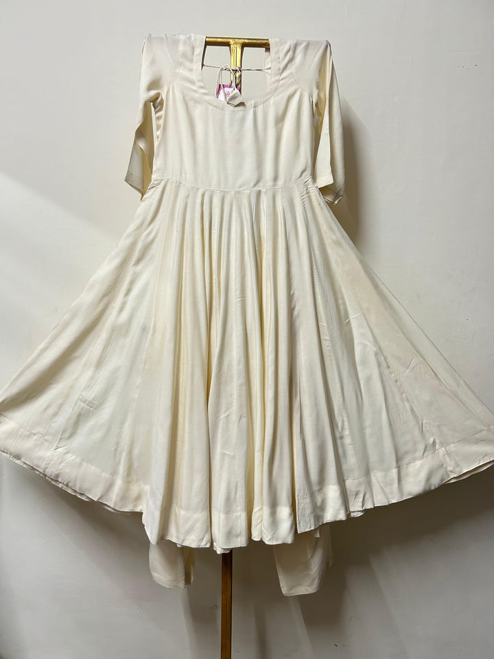 SOHA OFF-WHITE ANARKALI SET Gulabo Jaipur