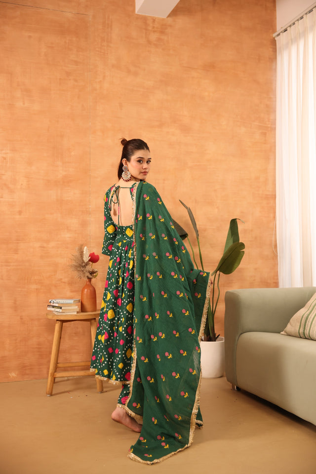 Tanya Green Bandhani Anarkali Set With Embroidered Doriya Dupatta - view 2
