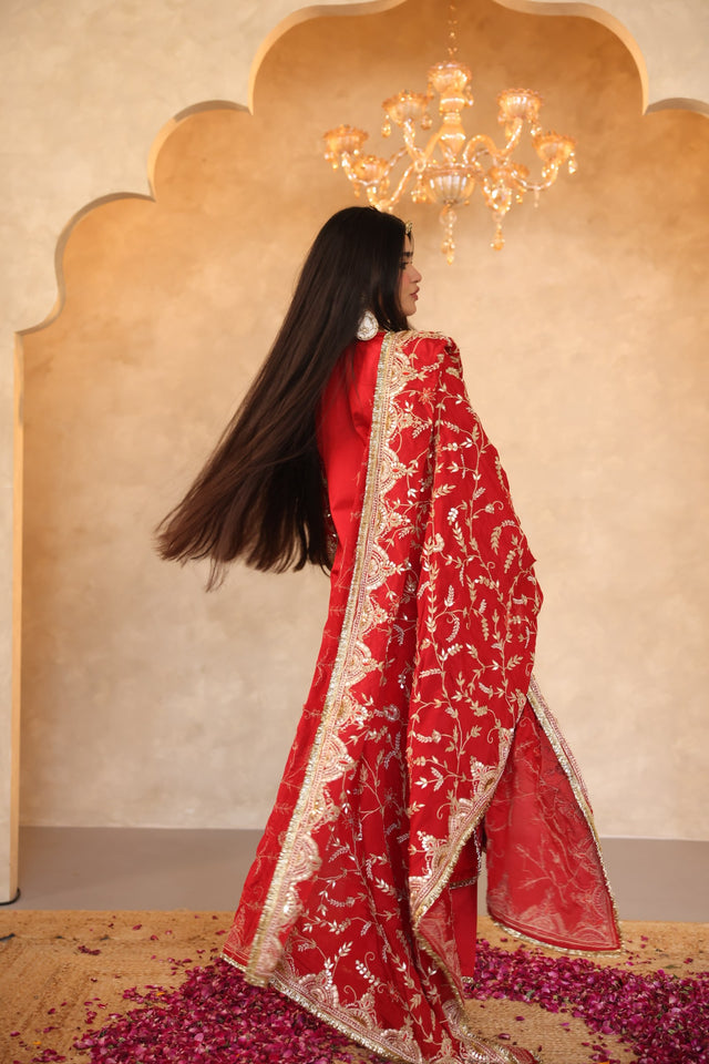 Raazi Red Silk Gota Patti Handwork Straight Kurta Set With Silk Dupatta - view 2