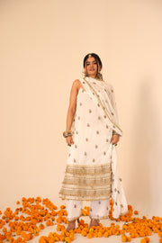 Hunar White Gota Lace Georgette Straight Kurta Set With Dupatta - Deedar-e-Mehfil collection by Gulabo Jaipur