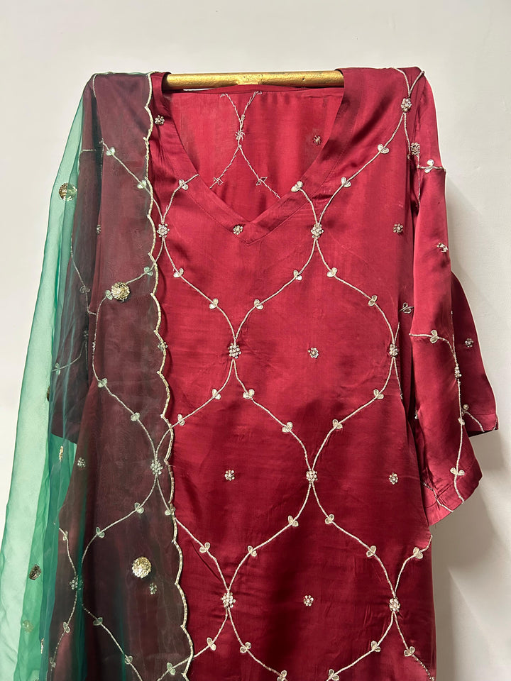 RUHA MAROON STRAIGHT SET Gulabo Jaipur
