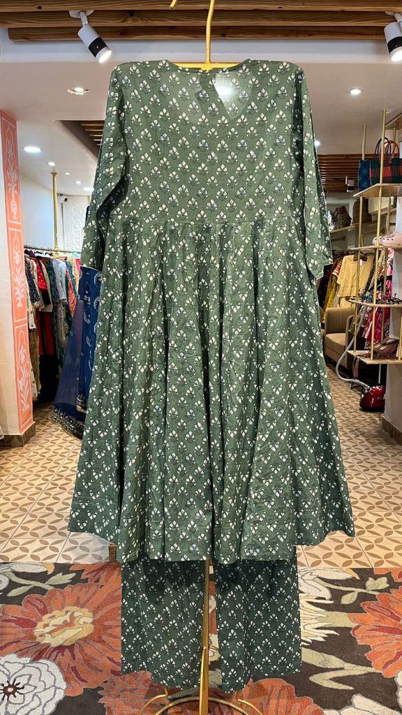 Neckline Green Anarkali set