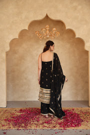 Hunar Black Gota Lace Georgette Straight Kurta Set With Dupatta - view 2