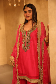 Mikka Pink Sleeveless Chanderi Mirror Work Kurta Set With Chiffon Dupatta - view 6