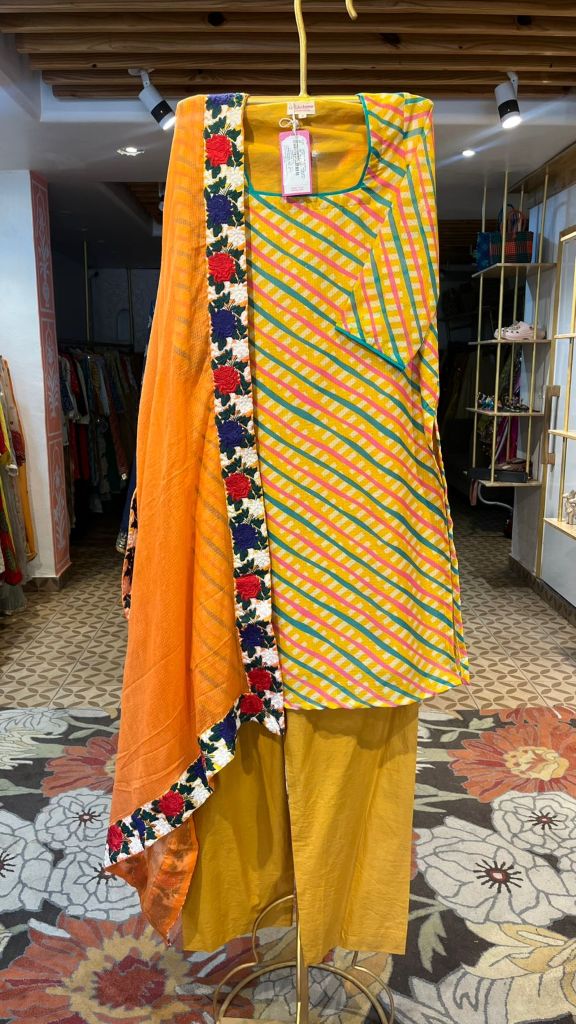 LEHERIYA MUSTARD STRAIGHT SET