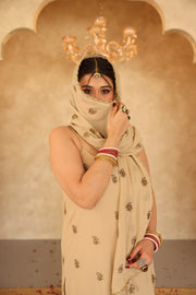 Hunar Beige Gota Lace Georgette Straight Kurta Set With Dupatta - view 5