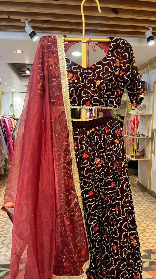 RUHAAN MAROON VELVET LEHENGA SET