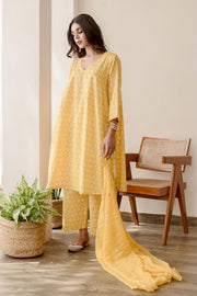 Anjuli Yellow Straight Kurta Set 1