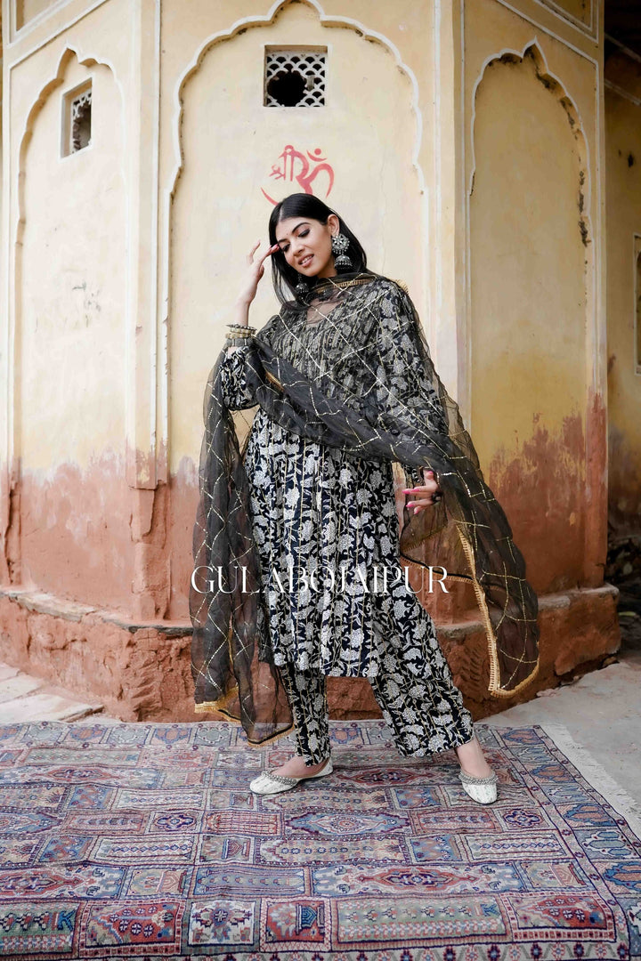 ASAL ABAYA Gulabo Jaipur