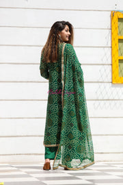 Bhandhani Georgette Adab Green Straight Kurta Set With Dupatta 5