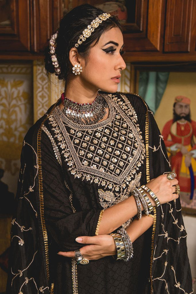 Gold Zardozi Emira Black Cottin Kurta Set With Cotton Dupatta