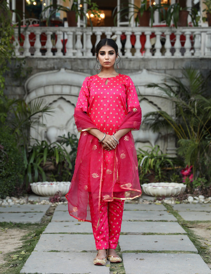 Falki Pink Straight Set Gulabo Jaipur