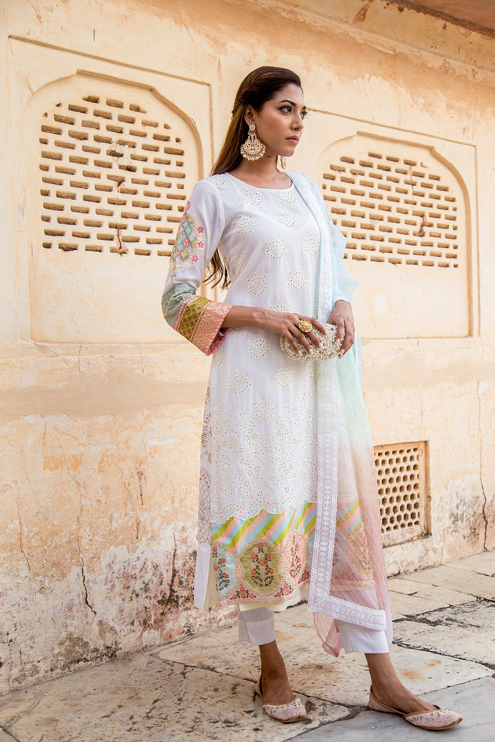 Gulrez White Set Gulabo Jaipur