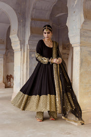 Tusser Satin Gulzar Detailed Sleeves Black Cotton Anarkali Set With Dupatta 1