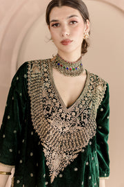 Chitra Green Kurta Set 4