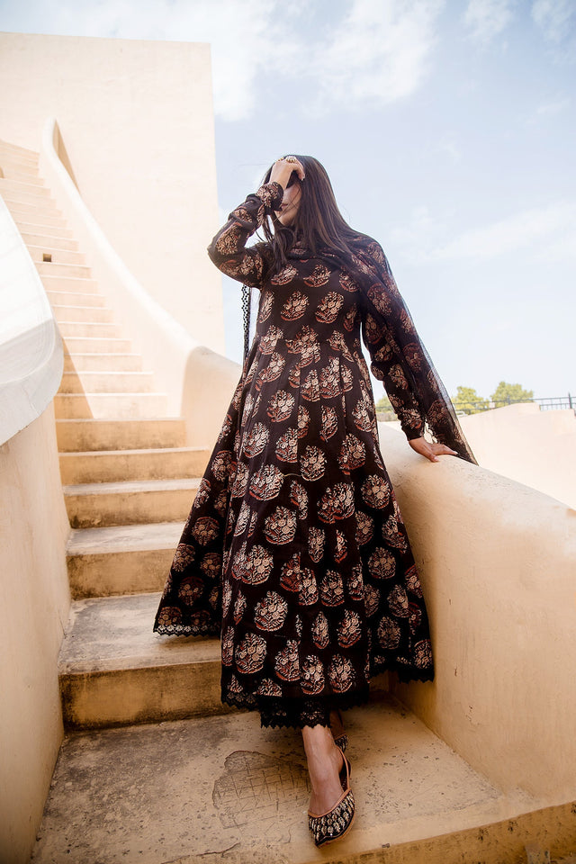 Jasmine Black Cotton Anarkali Set With Doriya Dupatta