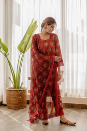 Jasmine Red Cotton Straight Kurta Set With Doriya Dupatta 2