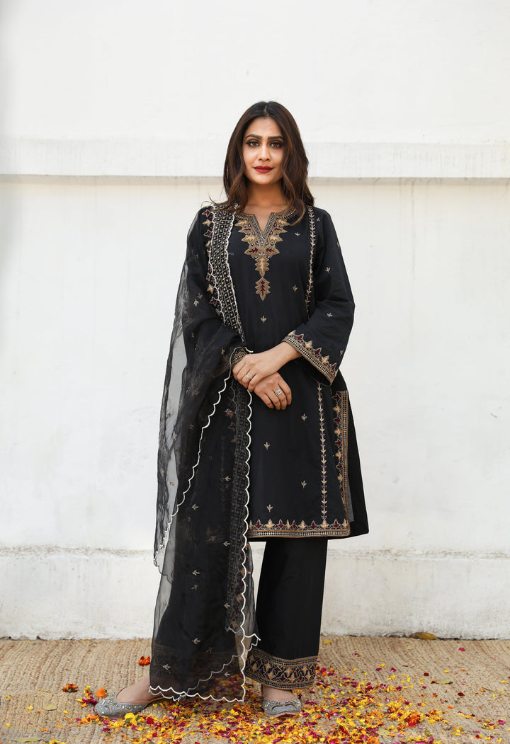 JUHI BLACK SET Gulabo Jaipur