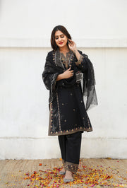 Juhi Black Set 1