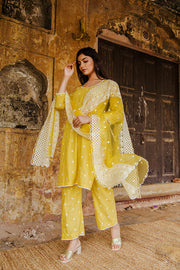 Hairat Yellow Straight kurta set 7