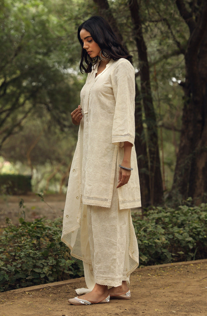 Khubi Offwhite Set Gulabo Jaipur
