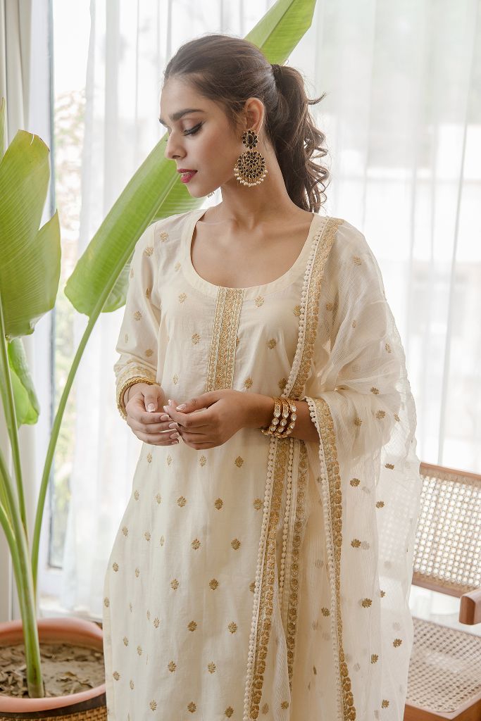 MADHU OFFWHITE SET Gulabo Jaipur